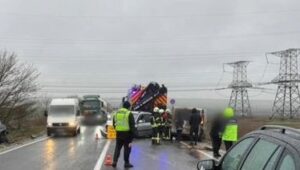Детальніше про статтю Серйозна аварія на трасі Одеса – Рені: Рух обмежений
