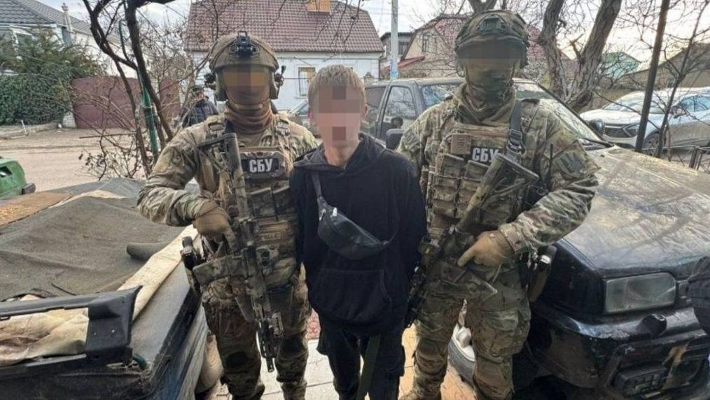 Детальніше про статтю У Одесі затримано чоловіка, підозрюваного у підриві автомобіля