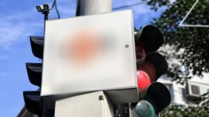 Детальніше про статтю В Одесі викрили схему завищення цін на обладнання для світлофорів