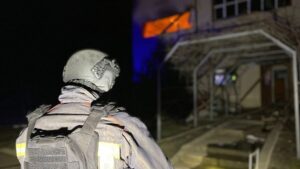 Детальніше про статтю Удари РФ на Одещину: Пошкодження Об’єктів Інфраструктури