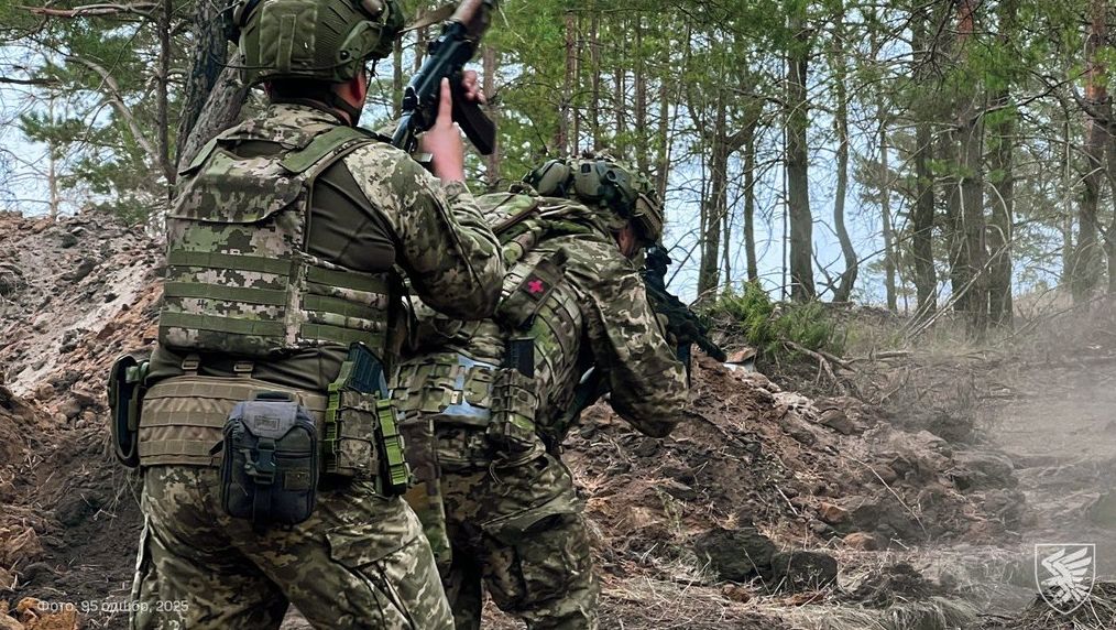 Детальніше про статтю Одеський регіон: Удари дронів та втрати ворога у мартирі