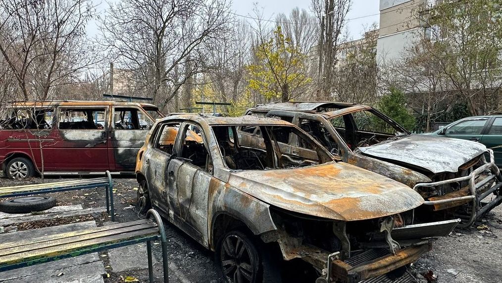 Детальніше про статтю У Одесі затримали чоловіка, підозрюваного у серії підпалів автомобілів