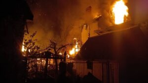 Детальніше про статтю Нічна атака дронів на Одесу: наслідки та реакція