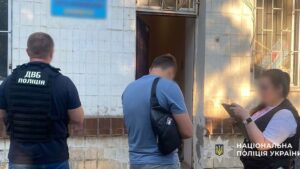 Детальніше про статтю Схема фіктивного працевлаштування в Одесі: розслідування та наслідки
