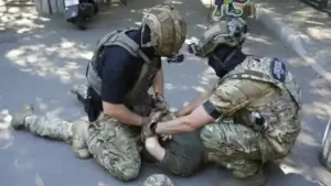 Детальніше про статтю На Одещині викрили двох працівників ТЦК на отриманні хабарів за зняття з розшуку