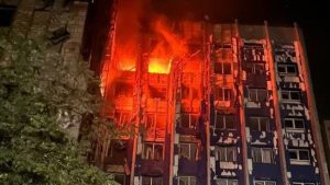 Детальніше про статтю Наслідки масованої атаки РФ на Одещину: третій удар по адмінбудівлі