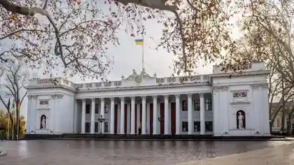 Детальніше про статтю Політичний конфлікт в Одеській міськраді: сесію зірвано через суперечки навколо відкликання депутатів